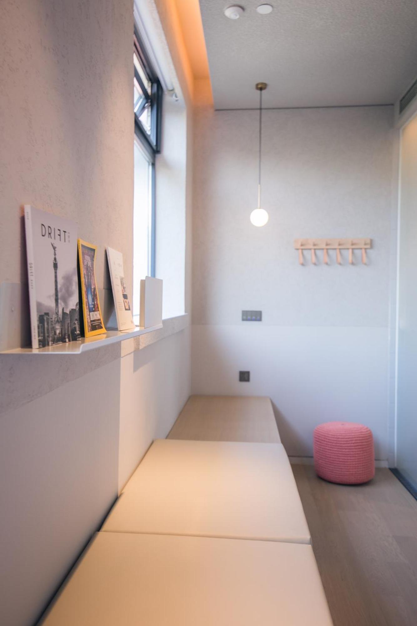 Read And Rest Hotel Beijing Bagian luar foto