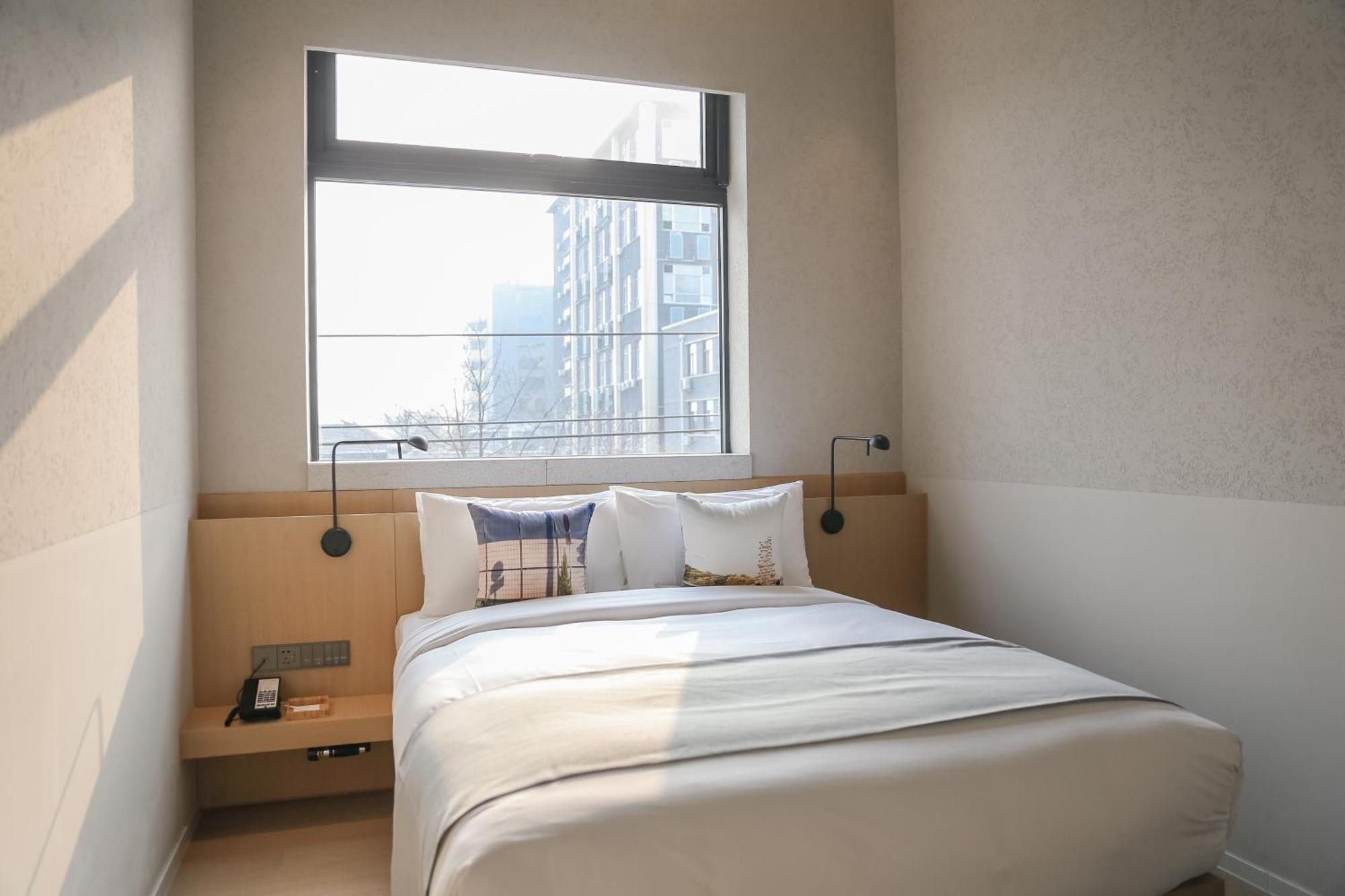Read And Rest Hotel Beijing Bagian luar foto